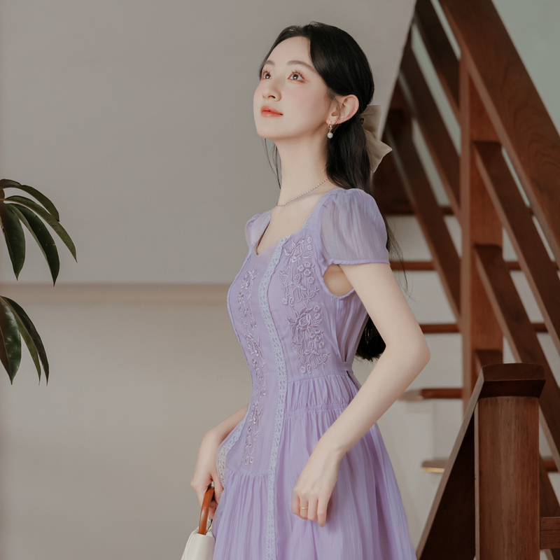 1720715891881_496677.jpg French Vintage Embroidered Flowy Slimming Short Sleeve Dress - Style 2e539f