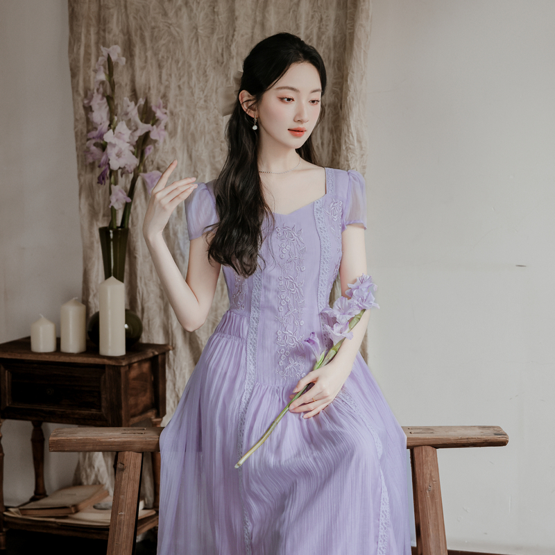 1720715900601_170537.jpg French Vintage Embroidered Flowy Slimming Short Sleeve Dress - Style 2e539f