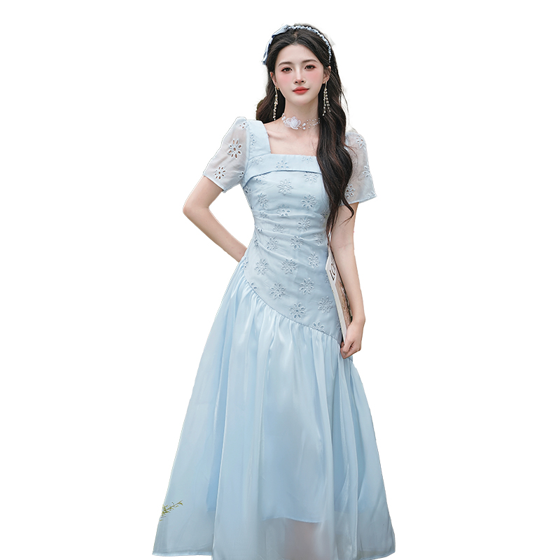 1745222113325_6317.jpg French Style 3D Embroidered Cutout Dress