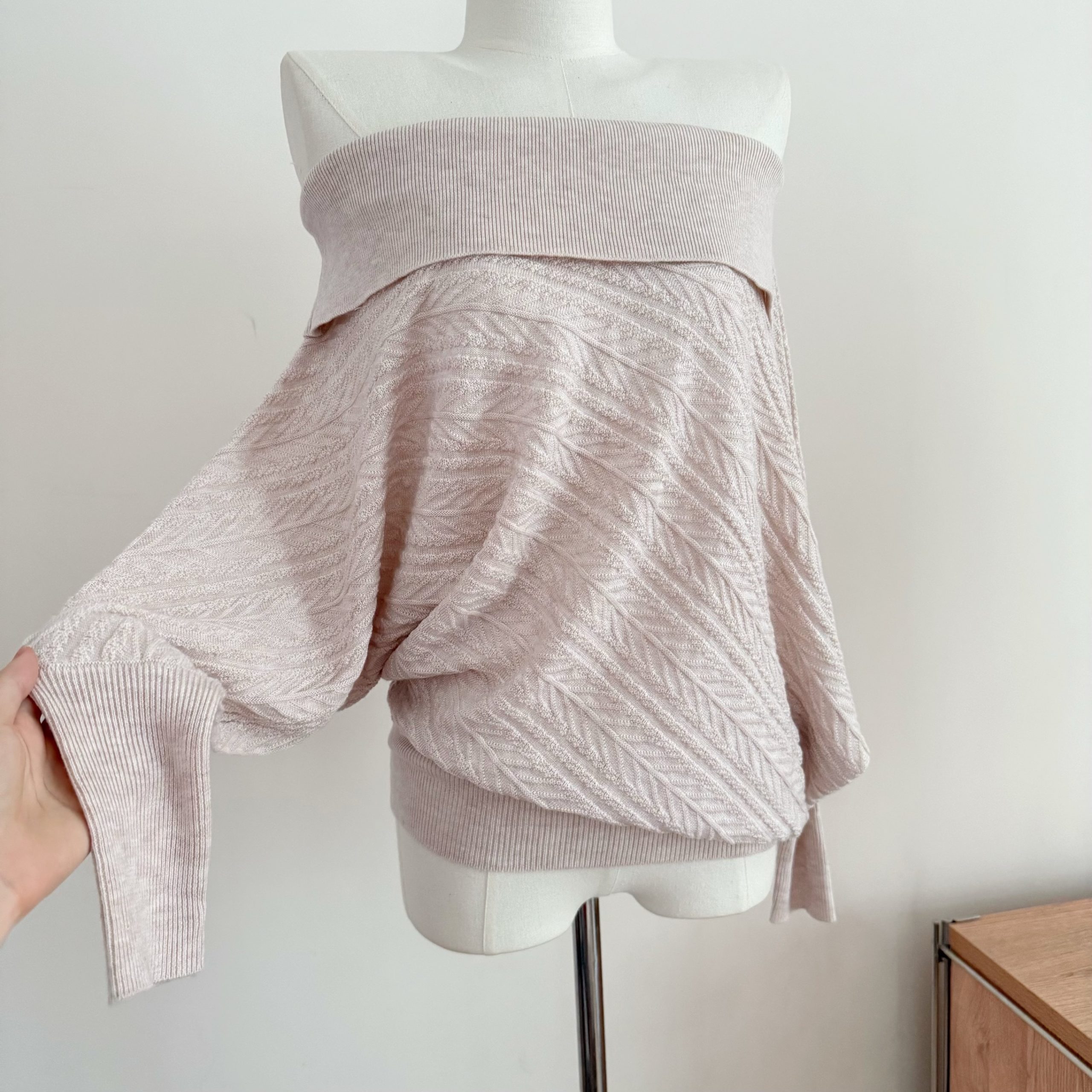 1756029848847_uop01v.jpeg JAYKY YANG Women Pink Wool Turn-Down Collar Long Sleeve Cable Knit Sweater Irregular Knit Top