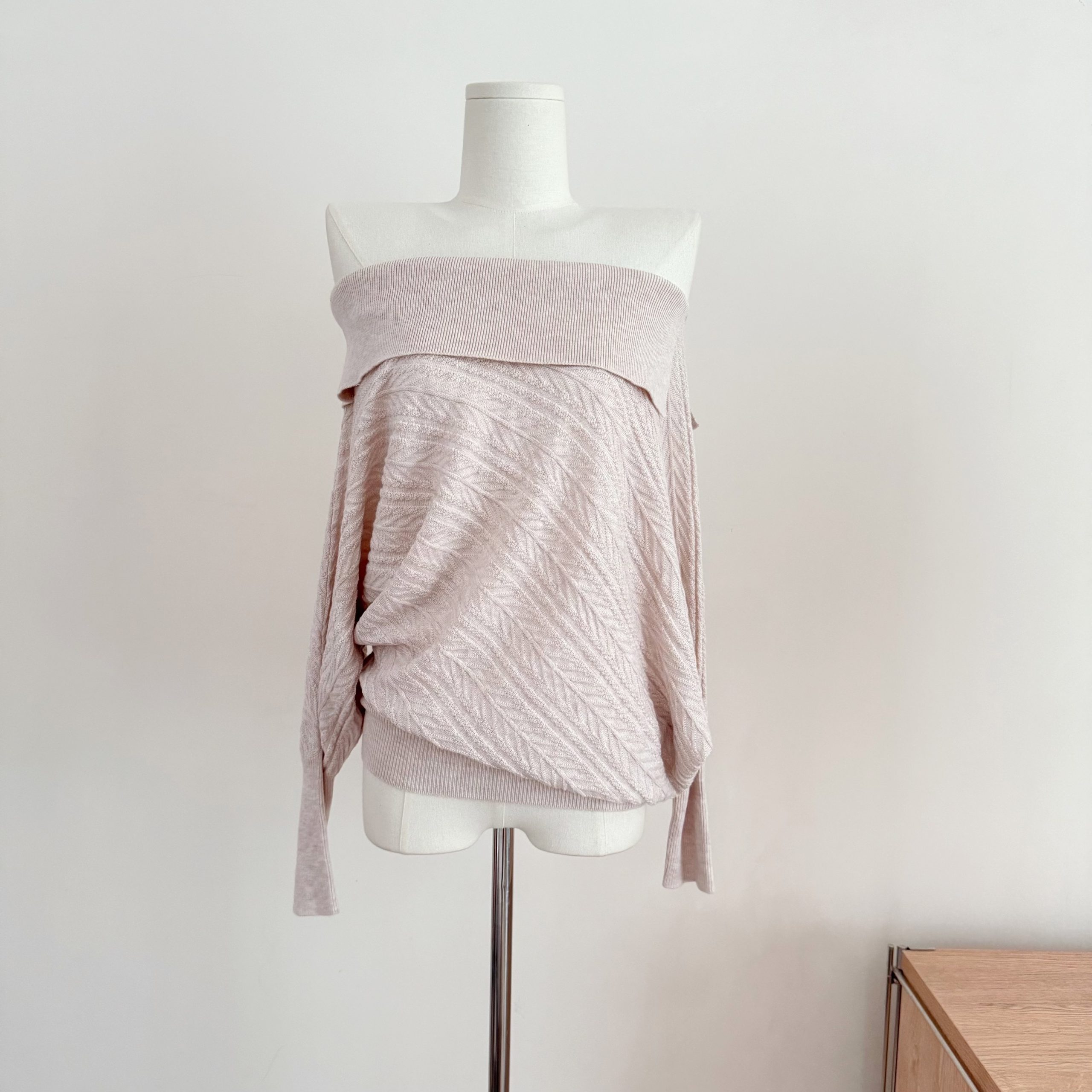 1756029848890_Qa4n2f.jpeg JAYKY YANG Women Pink Wool Turn-Down Collar Long Sleeve Cable Knit Sweater Irregular Knit Top
