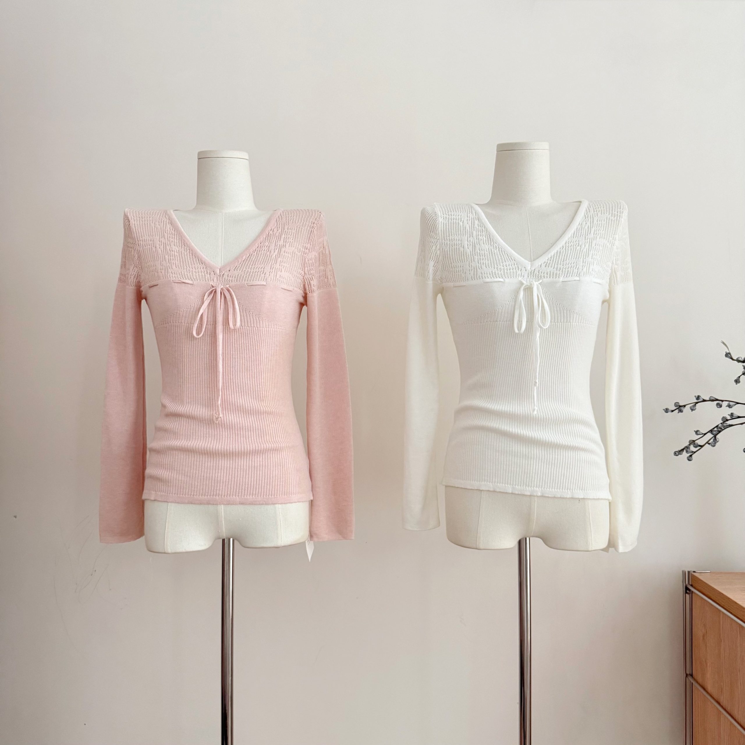 1762594193158_ZBwlYj.jpeg Lukira Lace Foam V-Neck Spliced Base Layer Knit Sweater Women's Fall Winter Slim Top