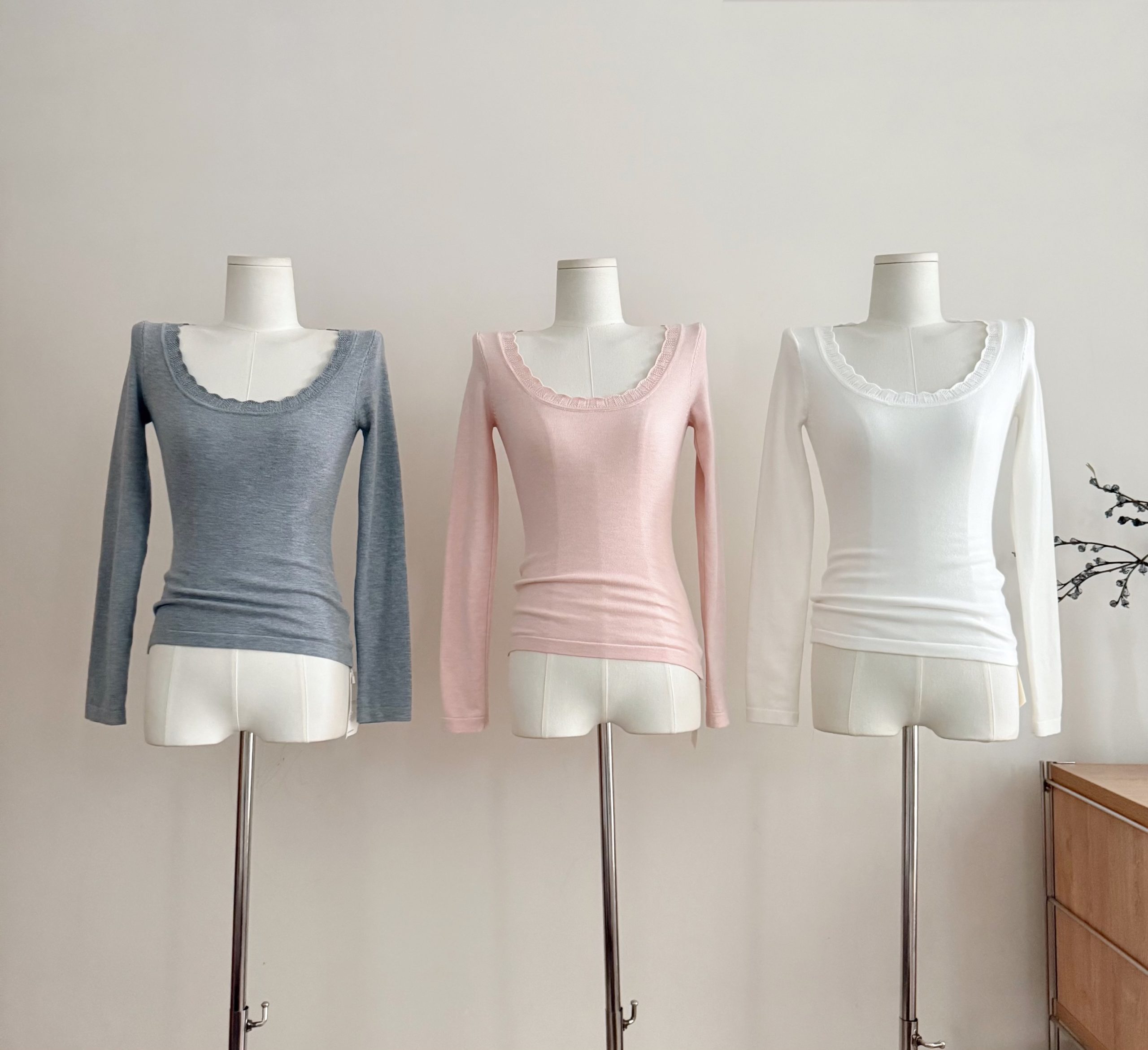1763453794977_gjXeKo.jpeg Suuuicee Women's Knit Base Layer Top with Lace Trim and Round Neck